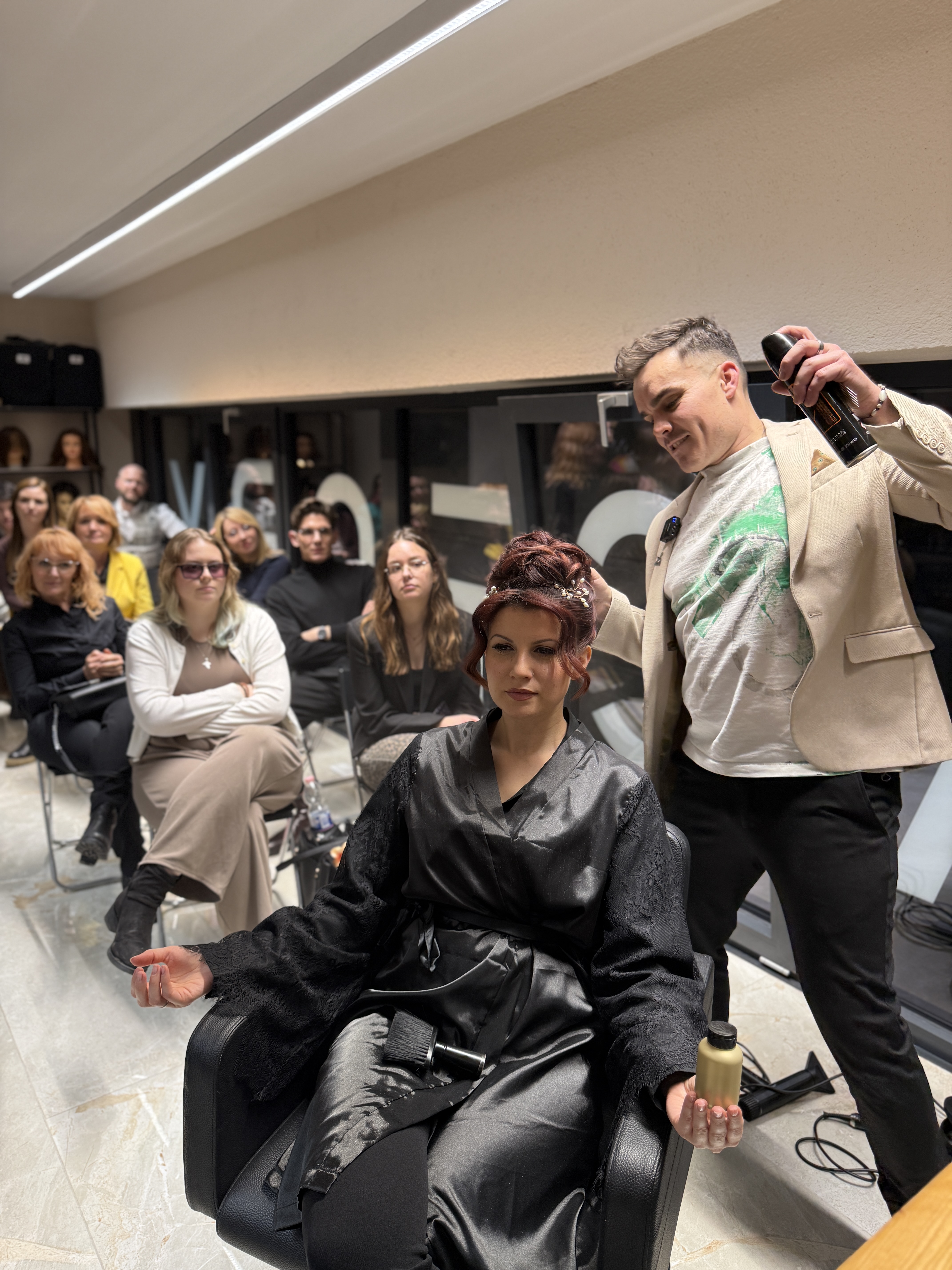 Ko osemdeseta znova zavladajo na odru 🔥